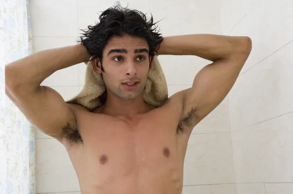 Man taking a shower — Stock Photo, Image