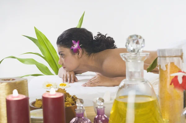 Woman getting spa treatment — Stock Photo, Image