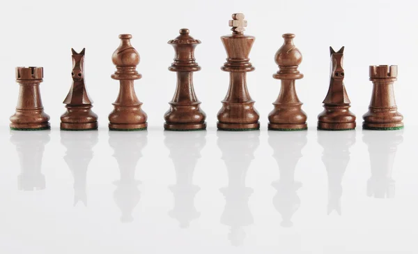 Schackpjäser i rad — Stockfoto