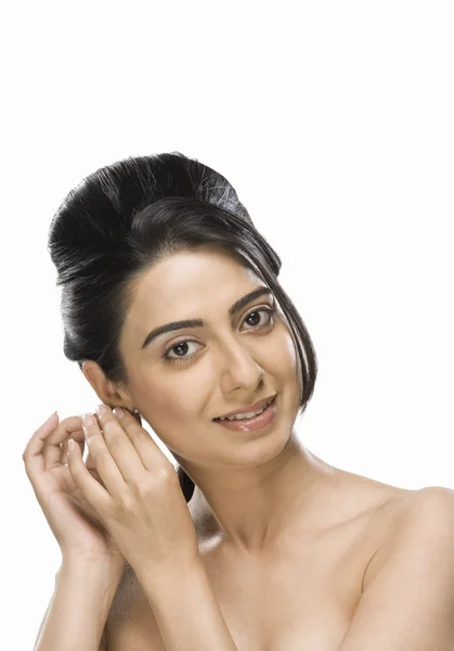 Model wearing an earring — Stock Photo, Image