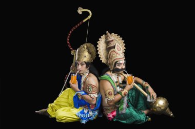rama ve ravana giyinmiş adamlar
