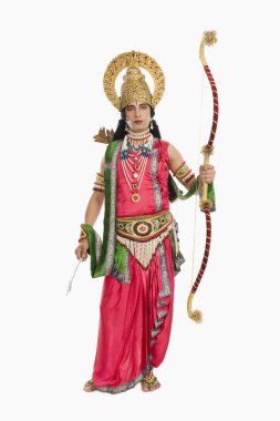 Sanatçı rama hindu giyinmiş