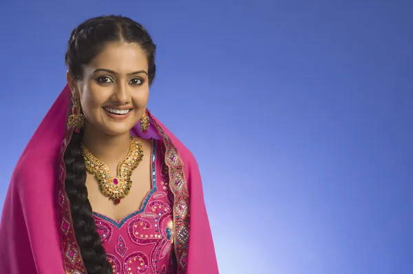 Woman in traditional dress — Stock Photo, Image