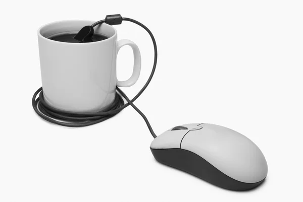 Taza de café y ratón de ordenador — Foto de Stock