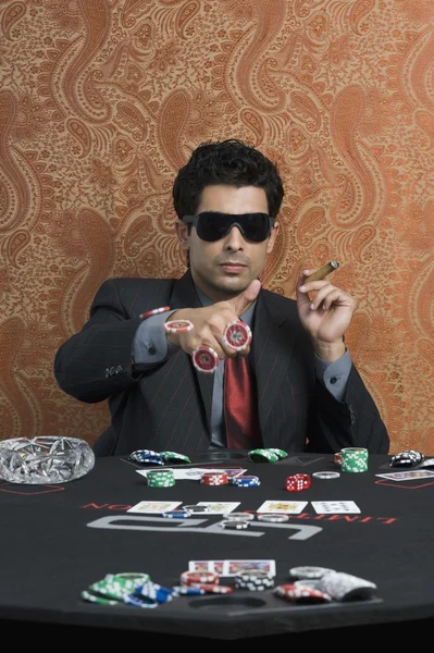 Man at a casino table — Stock Photo, Image