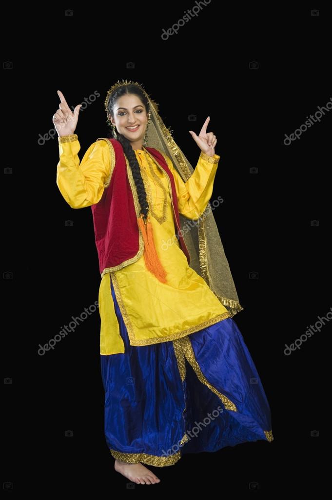 punjabi bhangra dress for girl