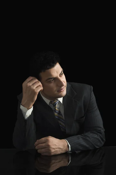 Businessman looking worried — Stock Photo, Image