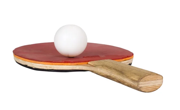 Gros plan d'une raquette de ping-pong avec une balle — Photo