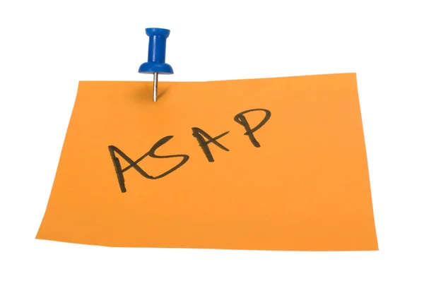 Слово ASAP, написанное на клейкой ноте — стоковое фото