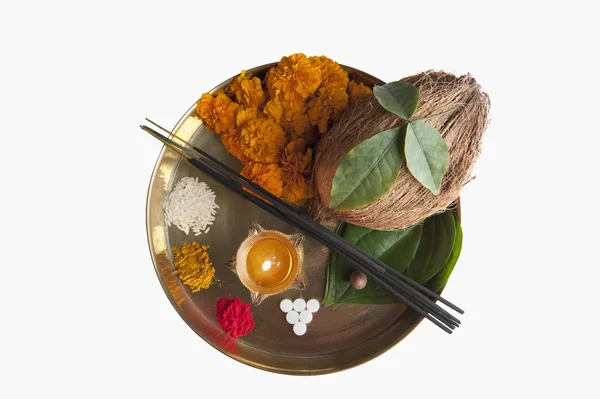 Religious offerings in a thali — Stock Photo, Image