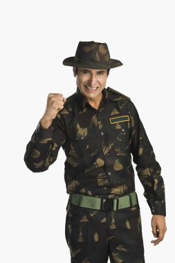 yumruğunu kenetlenmesi ordu asker