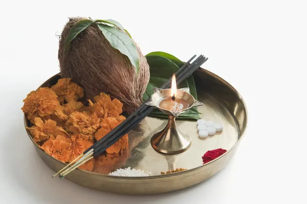 Religious offerings in a thali — Stock Photo, Image