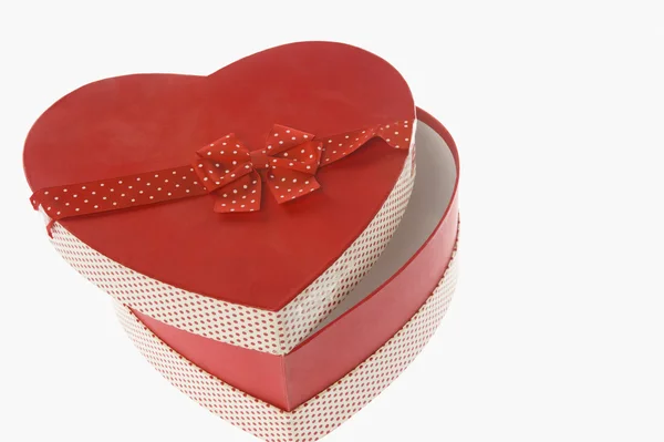 Açık kalp şeklinde hediye kutusu — Stok fotoğraf
