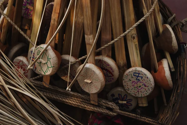 Artesanato produtos para venda no mercado stall — Fotografia de Stock