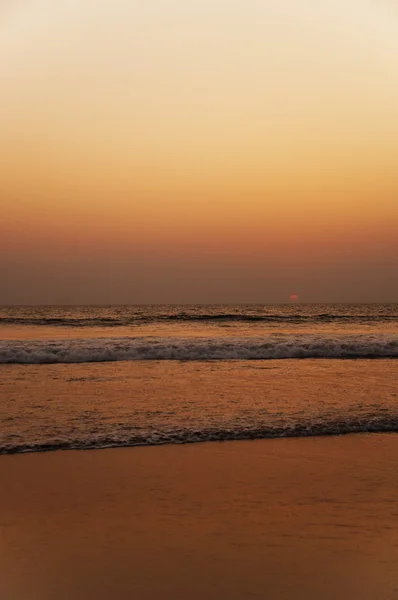Beach at dusk — Stock Photo, Image