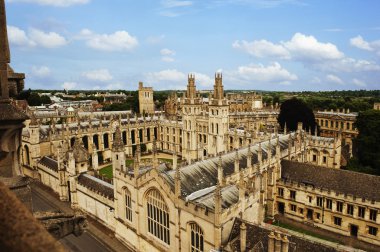 Oxford Üniversitesi