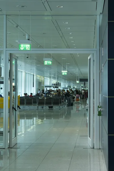 Eingang einer Flughafen-Lounge — Stockfoto