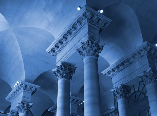 Columns in Musee du Louvre — Stock Photo, Image