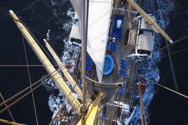 Clipper gemi deniz