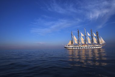 Clipper gemi deniz,