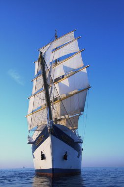 Clipper gemi deniz,