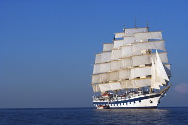 Clipper gemi deniz