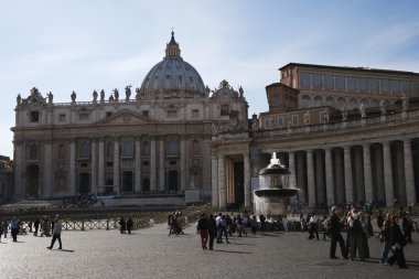 turistler bir kare, st. peters Bazilikası