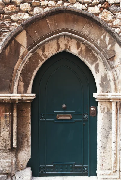 Gesloten deur van een gebouw — Stockfoto