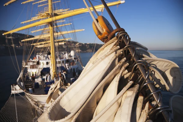Кліпперський корабель у морі — стокове фото