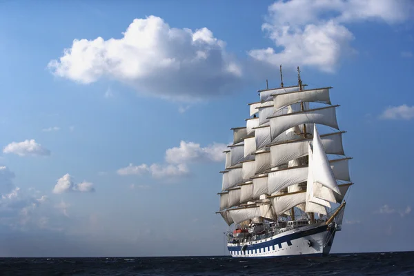 Clipper barco en el mar — Foto de Stock