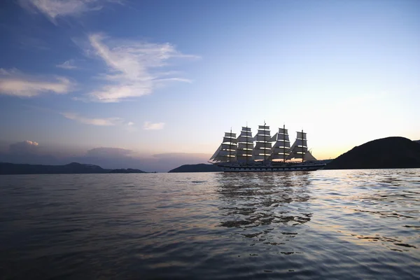 Clipper barco en el mar — Foto de Stock