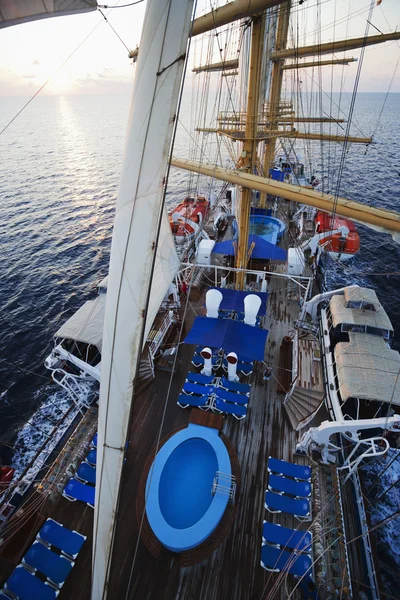 Clipper schip in de zee — Stockfoto