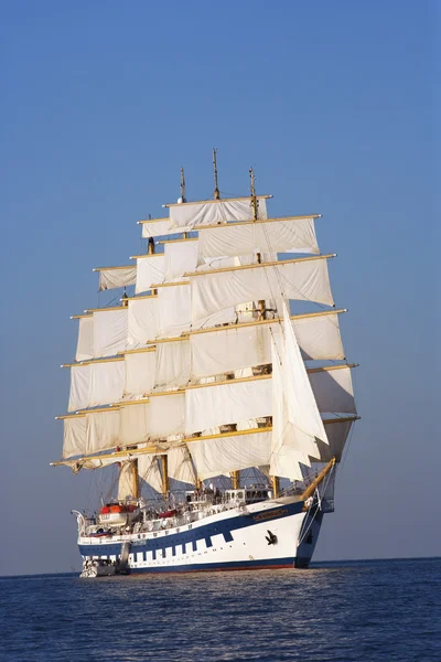 Clipper barco en el mar — Foto de Stock