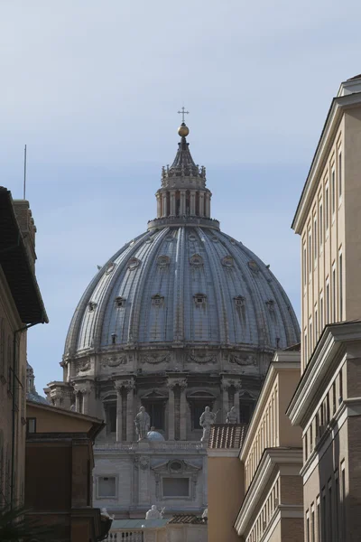 Dome of St. Peters Basilica — Stock Photo, Image