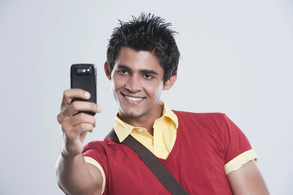 Man taking a picture — Stock Photo, Image