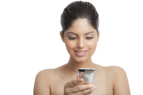 Woman text messaging — Stock Photo, Image