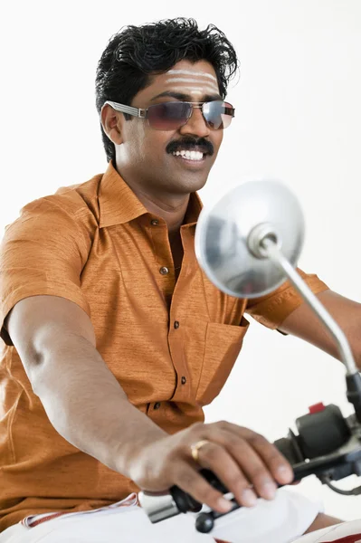 Man riding a motorcycle — Stock Photo, Image