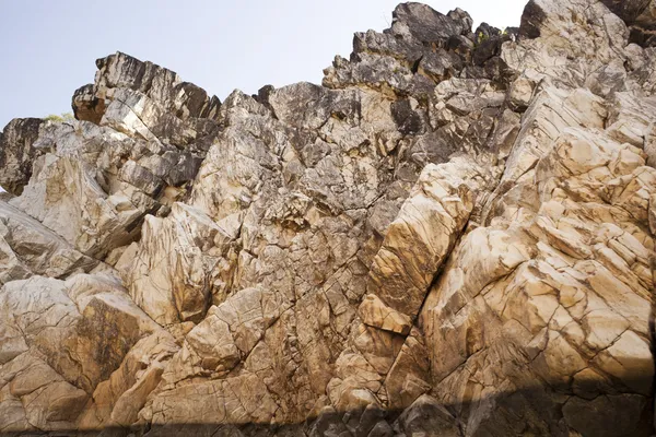 Rocas de mármol junto al río Narmada — Foto de Stock