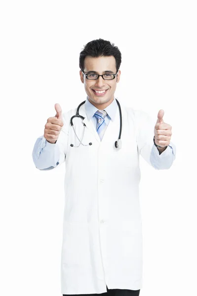 Doctor showing thumbs up — Stock Photo, Image