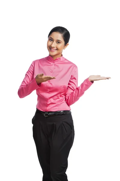 Businesswoman gesturing — Stock Photo, Image