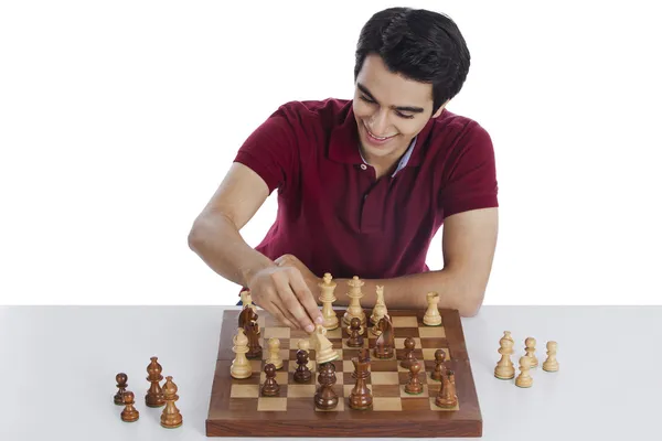 Jogador De Xadrez Faz Movimento Imagem de Stock - Imagem de homens,  batalha: 235556467