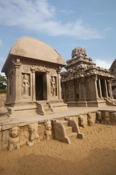 Ancien temple Pancha Rathas — Photo