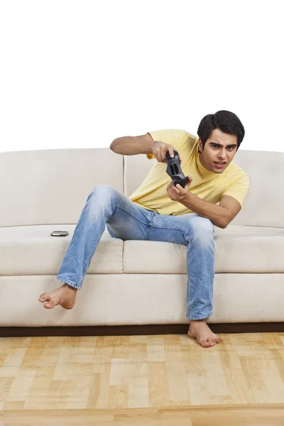 Man playing a video game — Stock Photo, Image