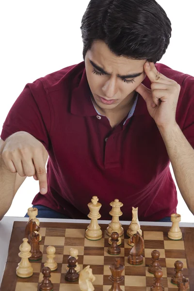 Man playing chess — Stock Photo, Image