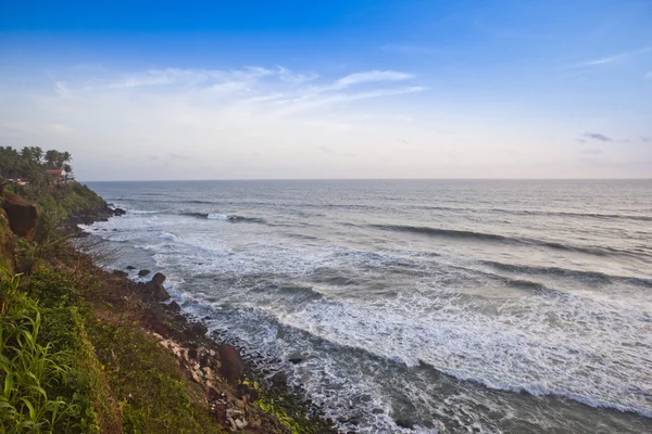 Surfen am Strand — Stockfoto