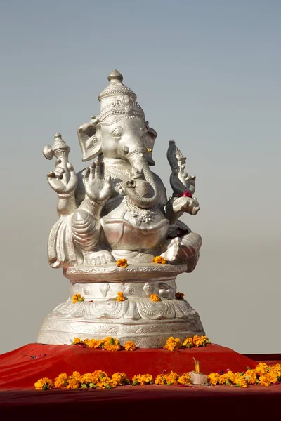 Staty av lord ganesha en hinduisk Gud — Stockfoto