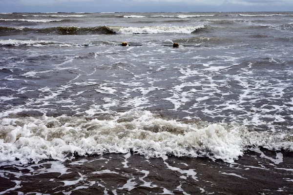Fale w morzu — Zdjęcie stockowe