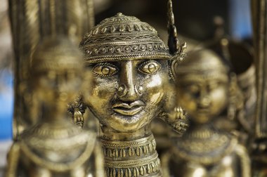 antika metal heykeller