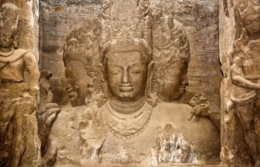 elephanta mağaraları, Trimurti heykel