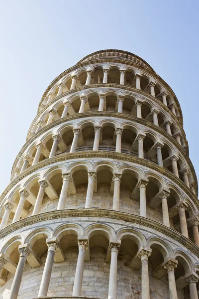 Lutande torn av pisa — Stockfoto